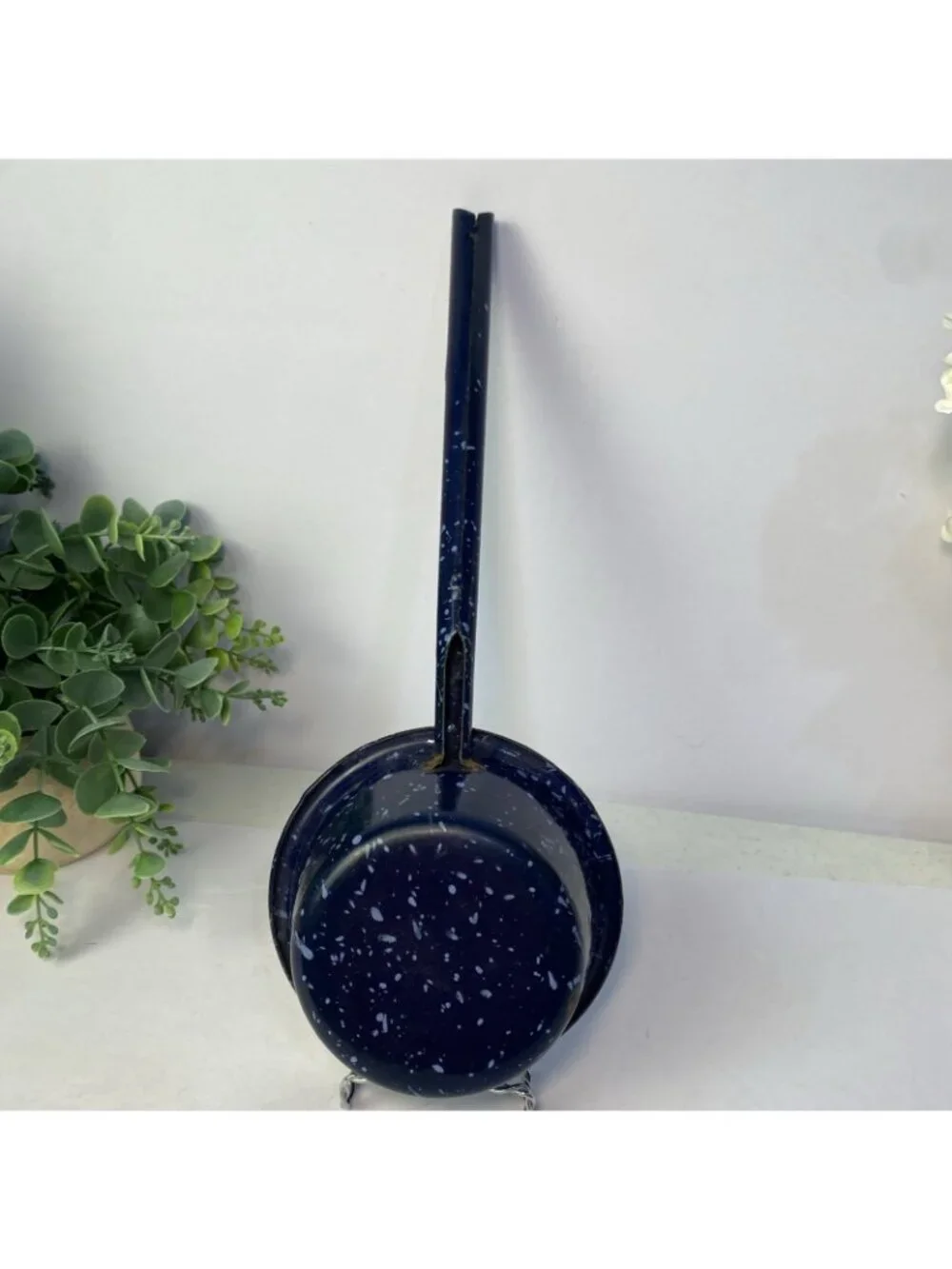 Vintage Blue Speckled Enamelware Farmhouse Dipper Ladle Decor Flat Bottom